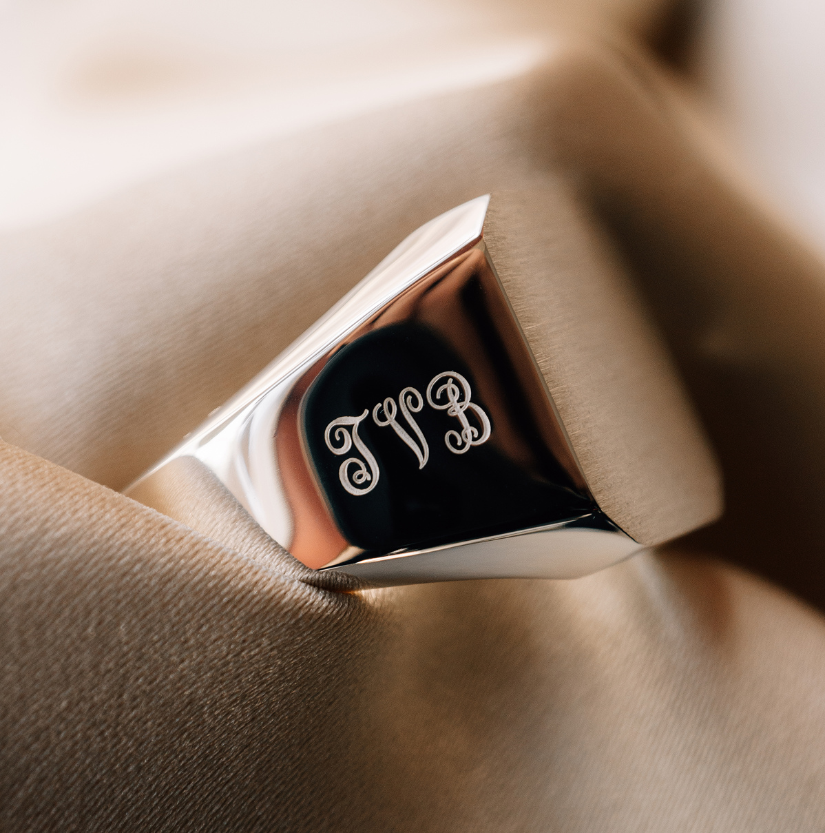 RINGE TIL GRAVERING