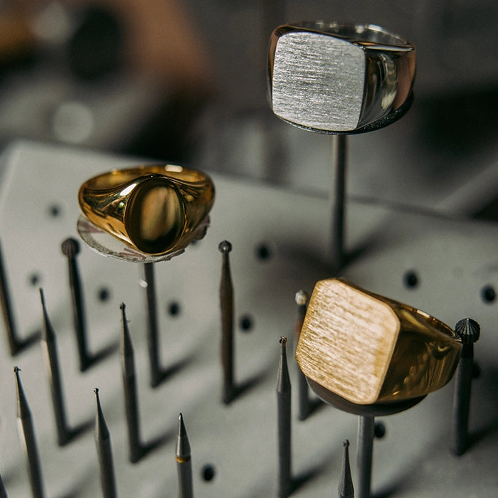 Rensning af smykker Guide rens af guld og sølv – IX STUDIOS DK