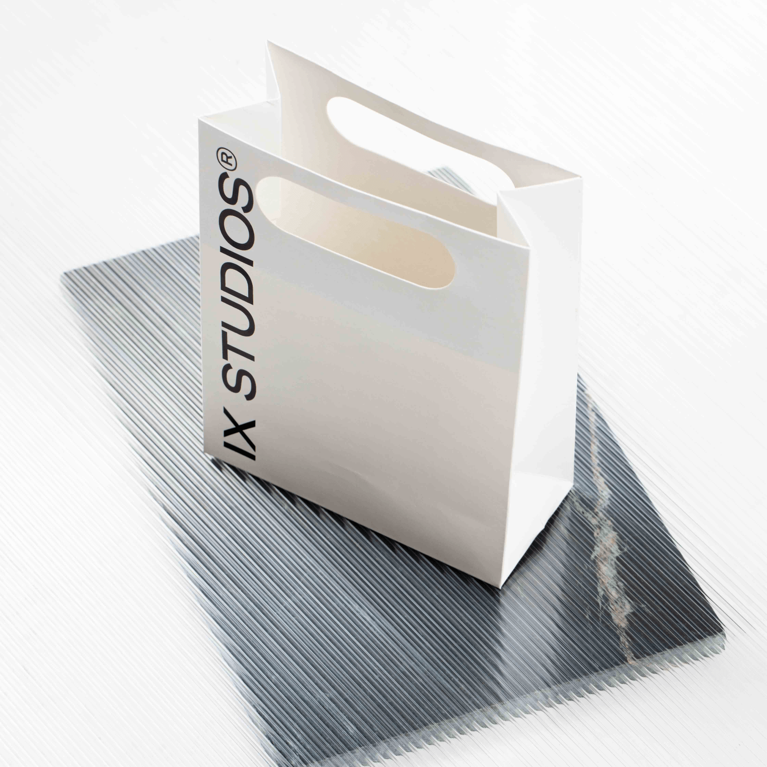 IX STUDIOS - Pose m. hank FSC